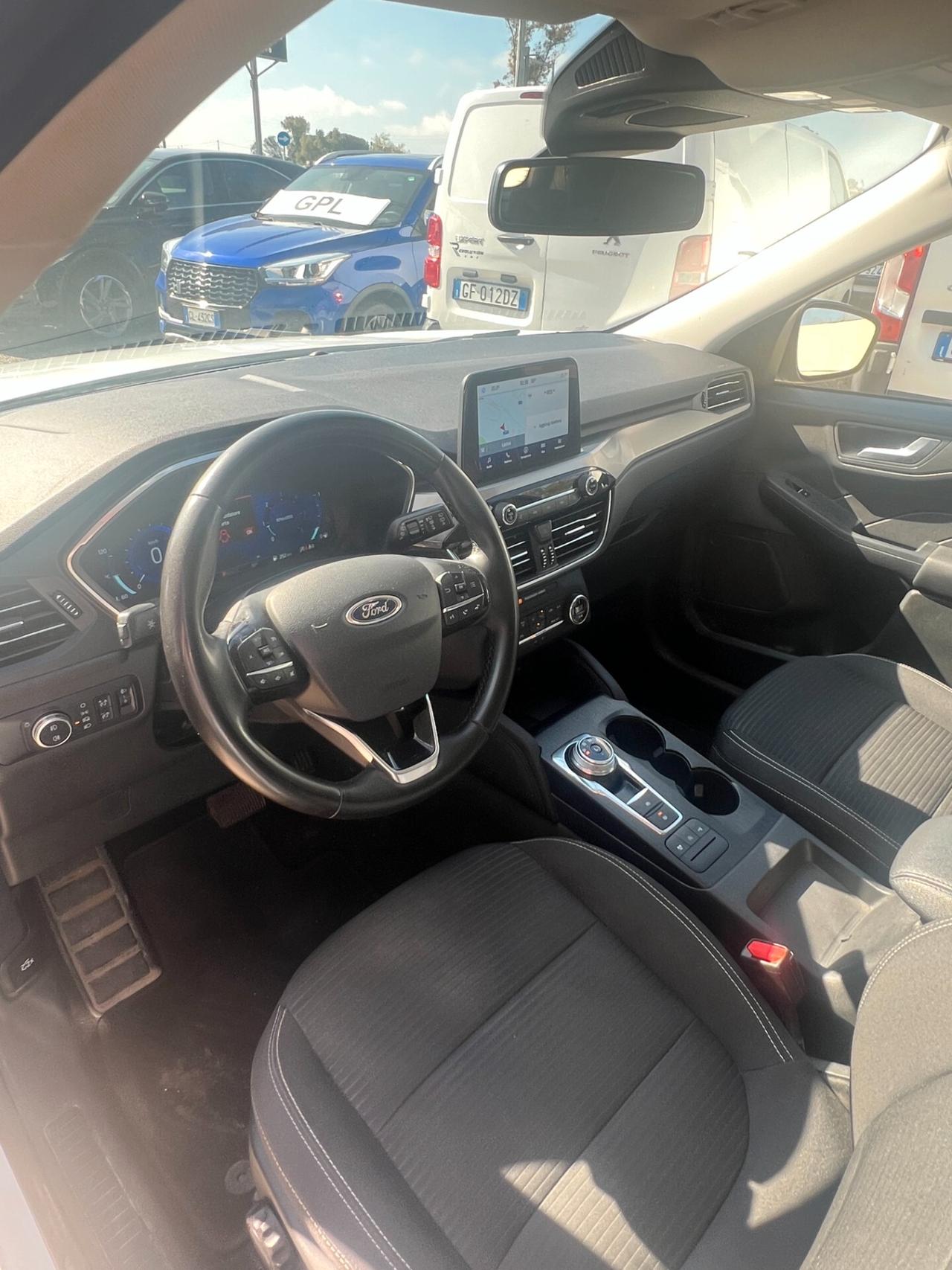 Ford Kuga 1.5 TDCi Automatica
