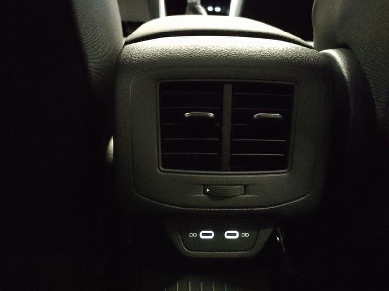 Volkswagen T-Roc 1.0 TSI Edition Plus