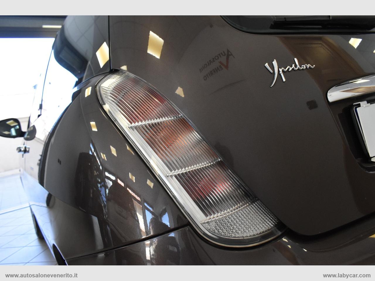 LANCIA Ypsilon 1.2 69 CV Unyca