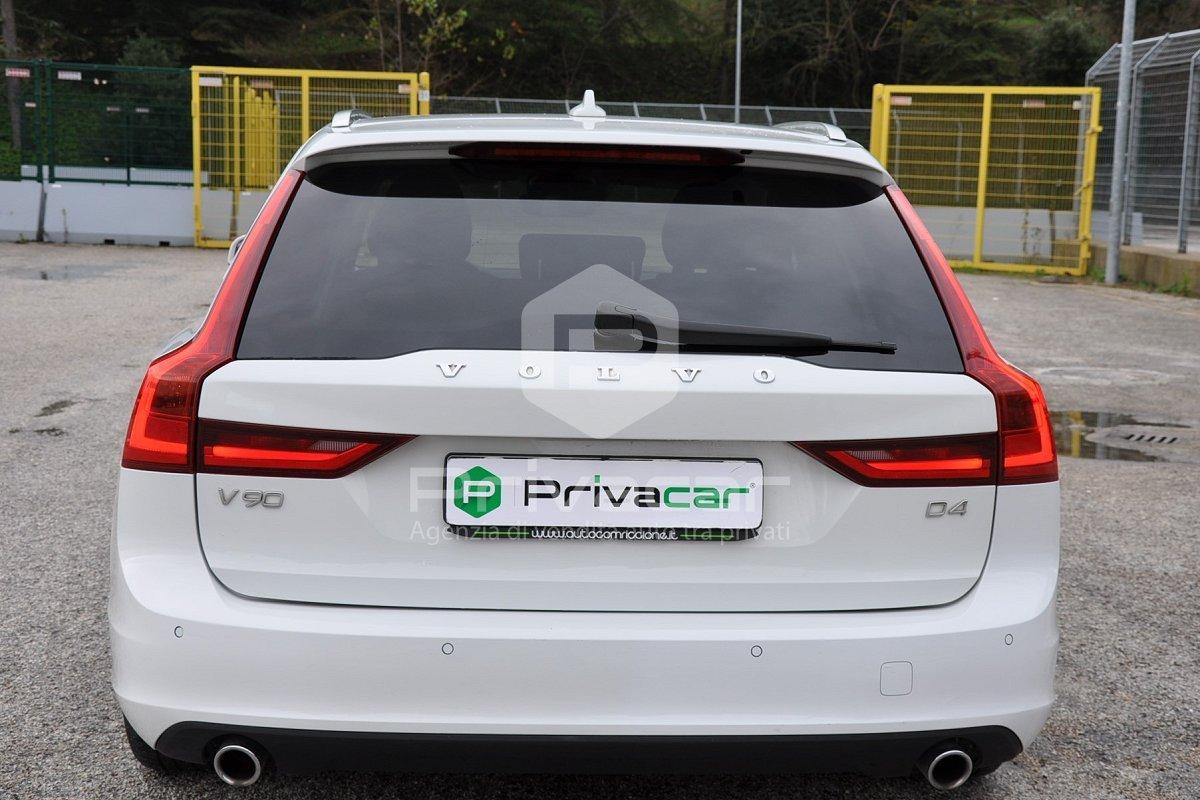 VOLVO V90 D4 Geartronic Kinetic