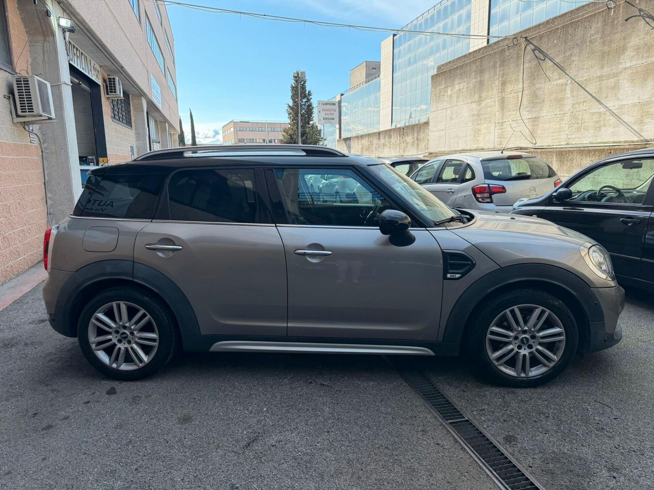 Mini Countryman 2.0 D Business Auto