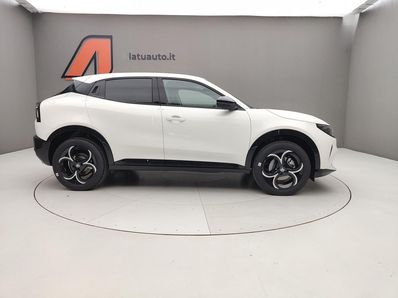 ALFA ROMEO Junior 1.2 HYBRID 145CV Q4