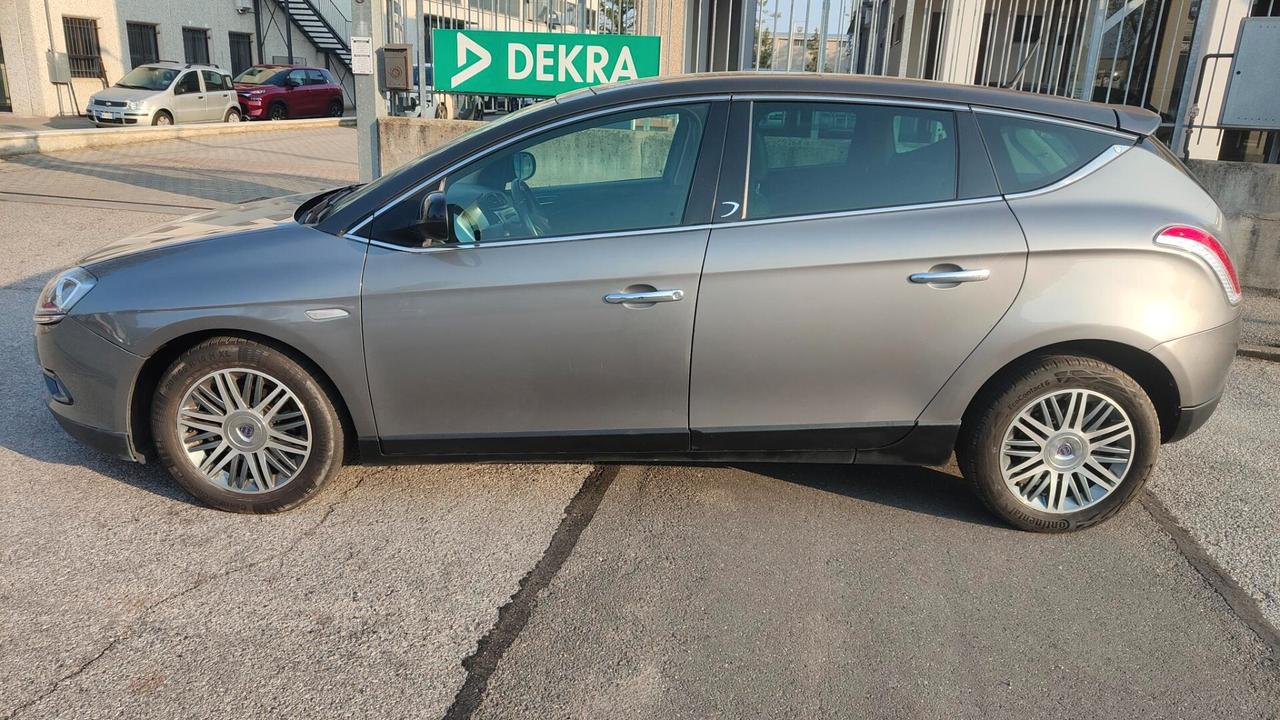 Lancia Delta 1.4 T-Jet 120 CV Oro
