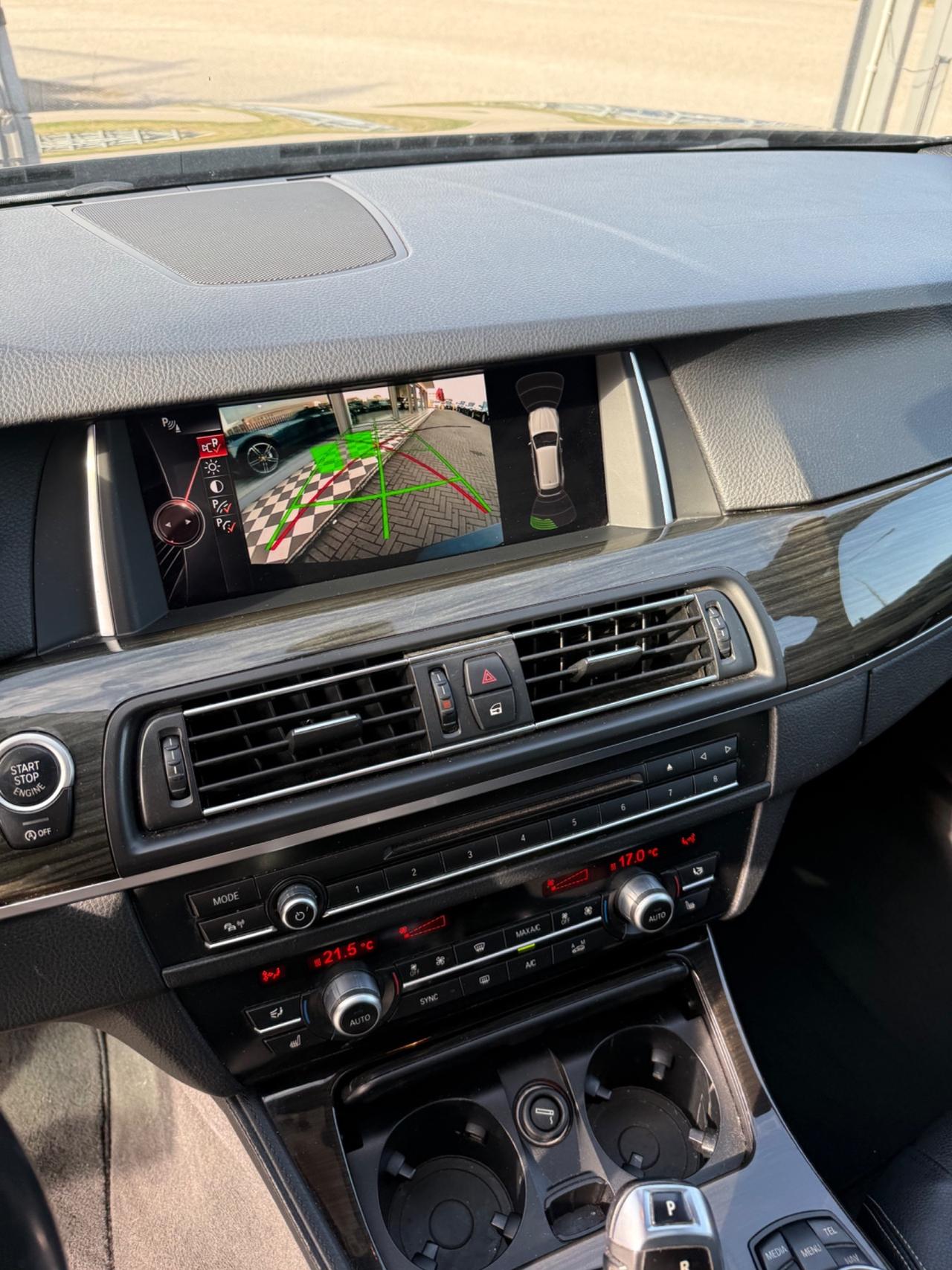 Bmw 520 520d xDrive Luxury