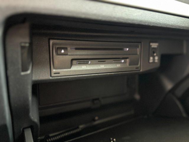 AUDI Q2 1.4 TFSI COD S tronic S Line Edition