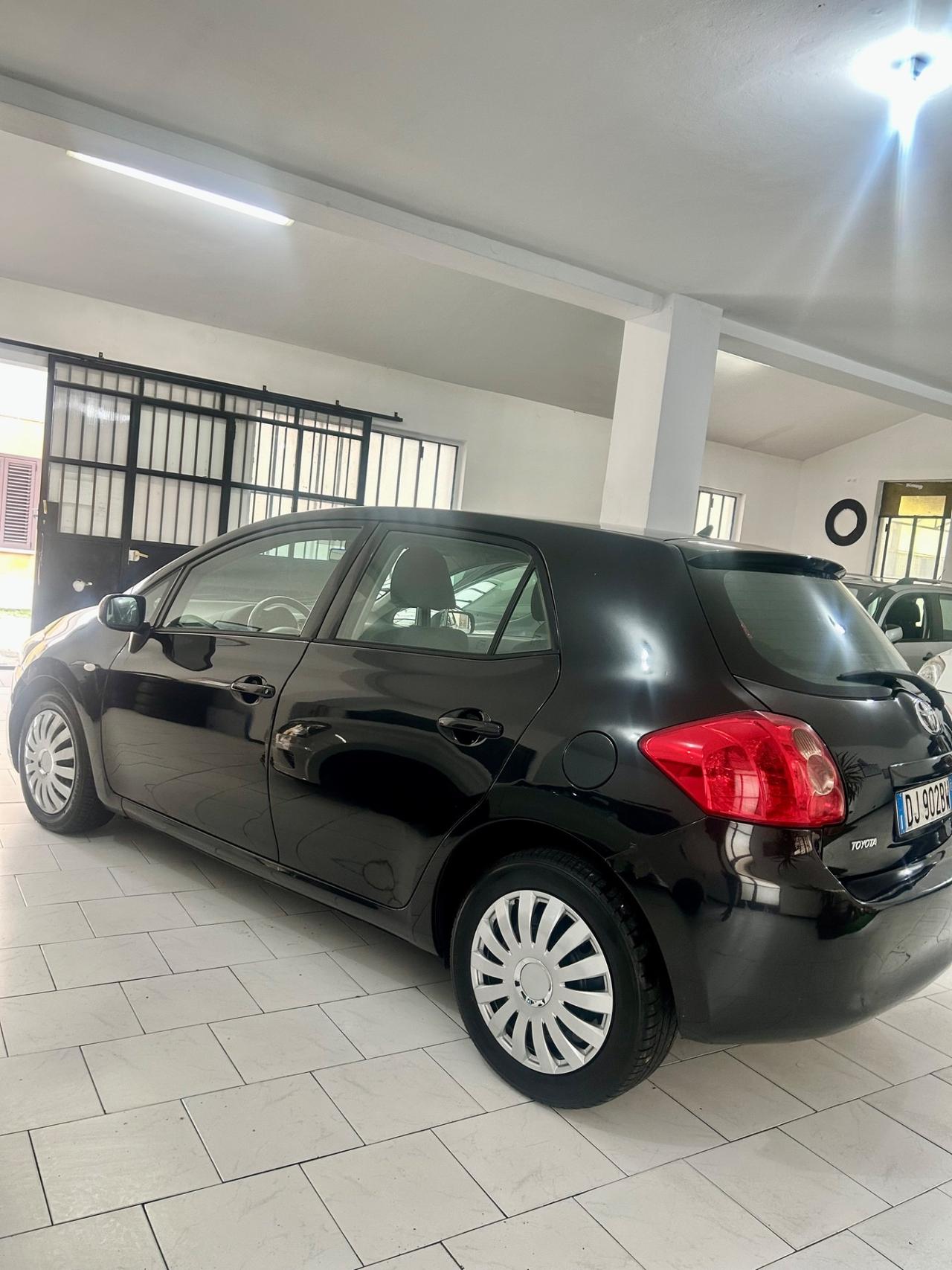 Toyota Auris 1.4 D-4D 5 porte Sol