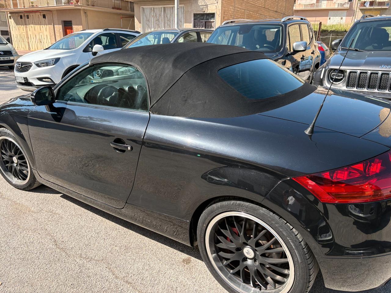 Audi TT Roadster 2.0 TFSI 200 CV S-LINE