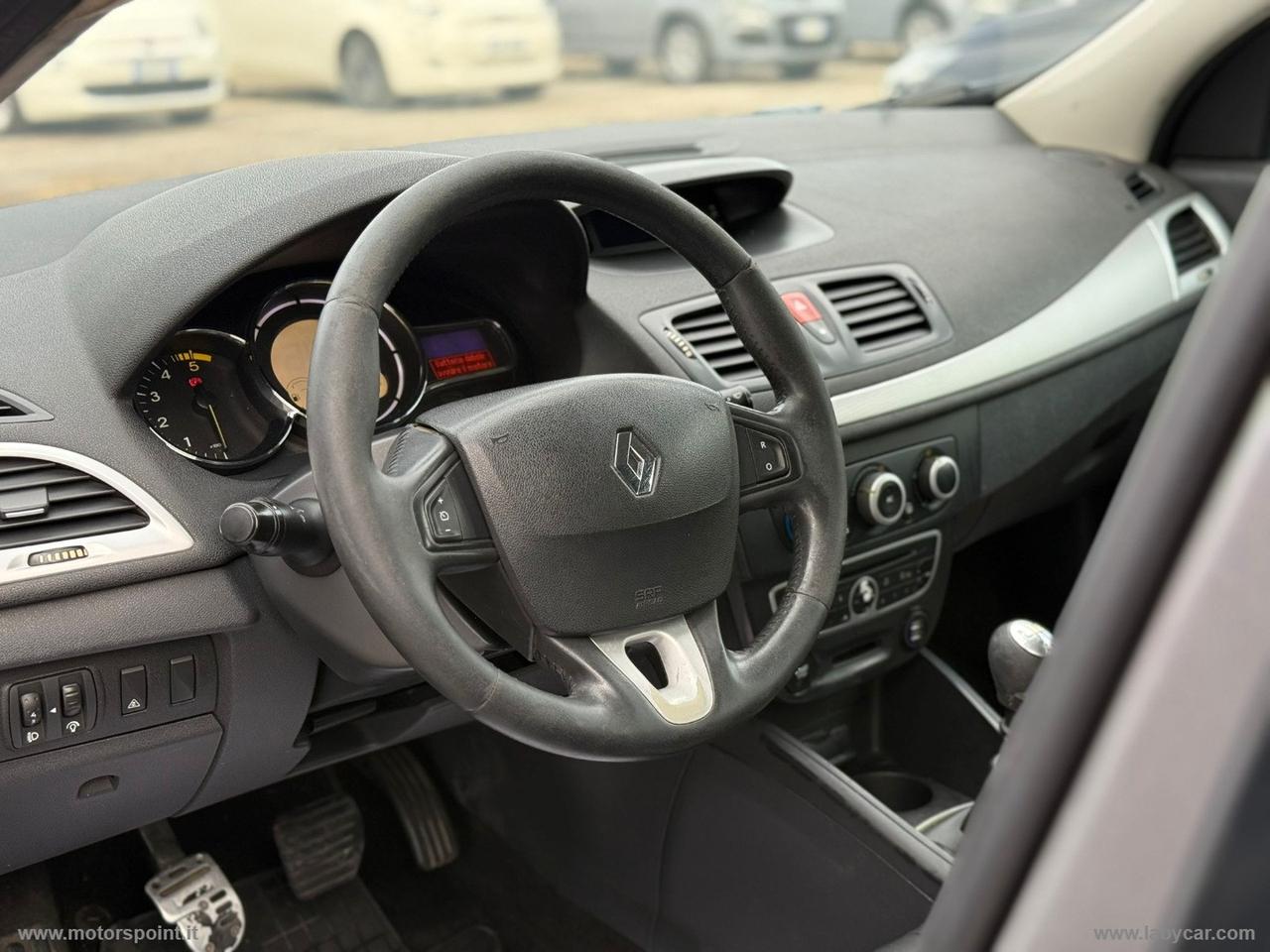 RENAULT Mégane 1.5 dCi 110 CV SporTour Luxe