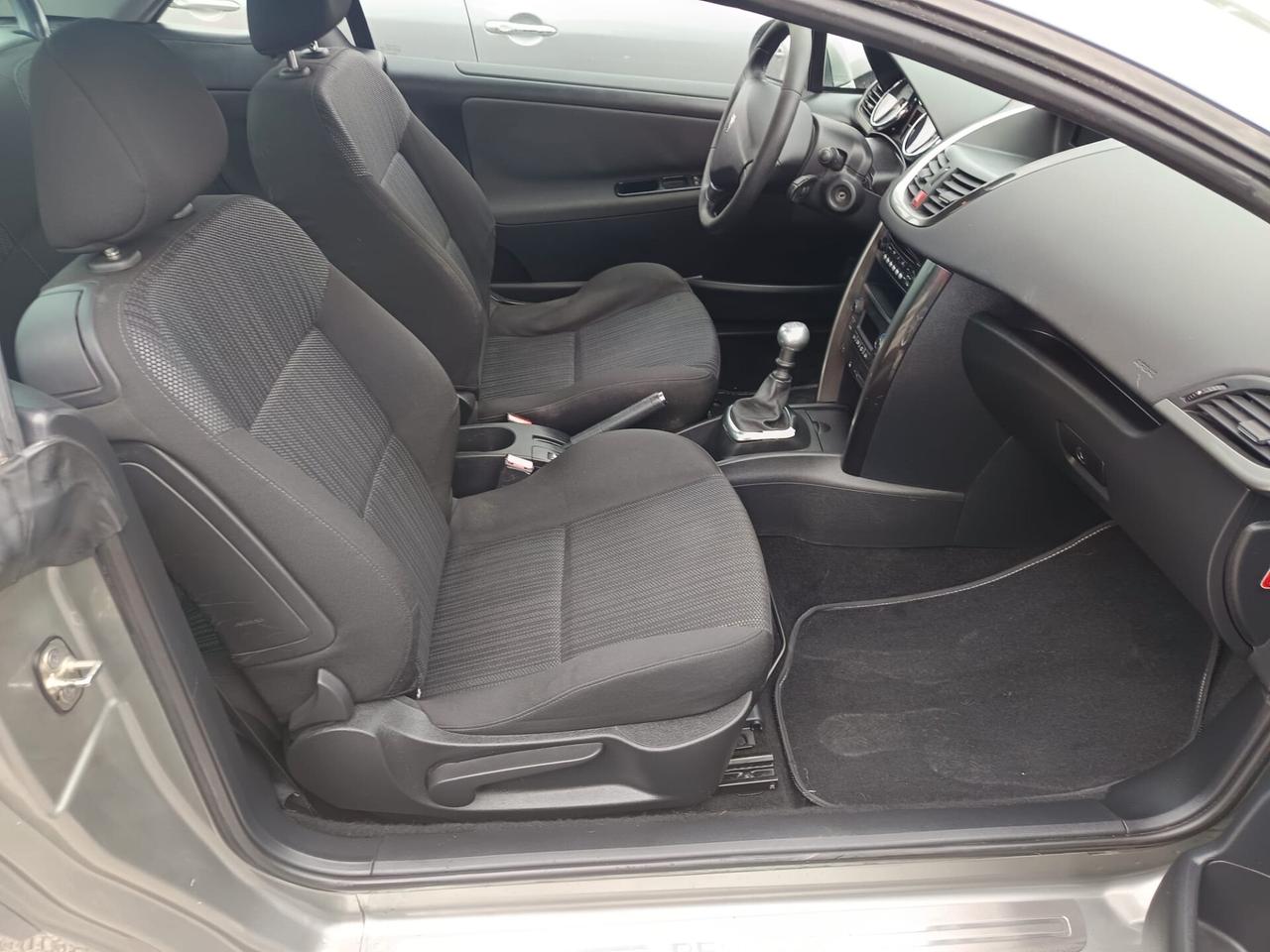 Peugeot 207 1.6 HDi 112CV CC Tecno Tua a 92€ al mese