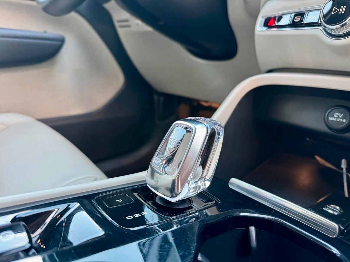 Volvo XC40 D3 Geartronic Inscription PELLE