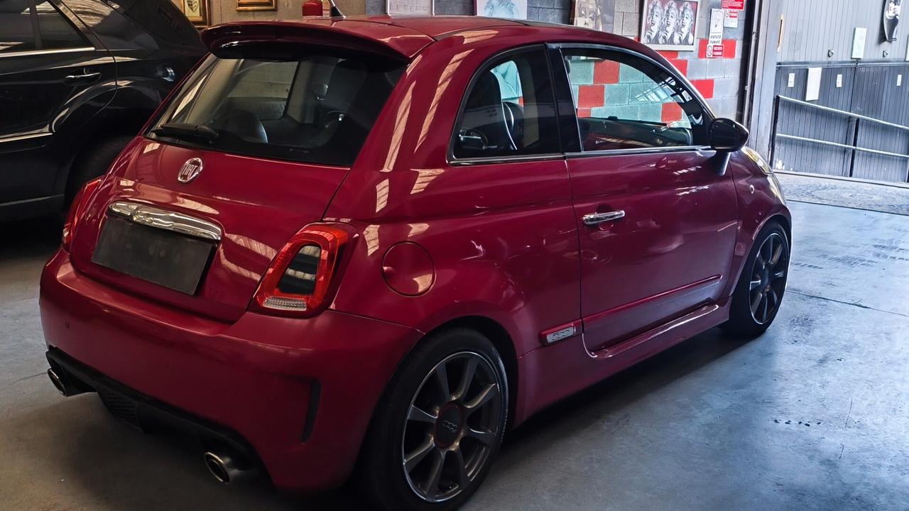 Fiat 500 allestimento Abarth