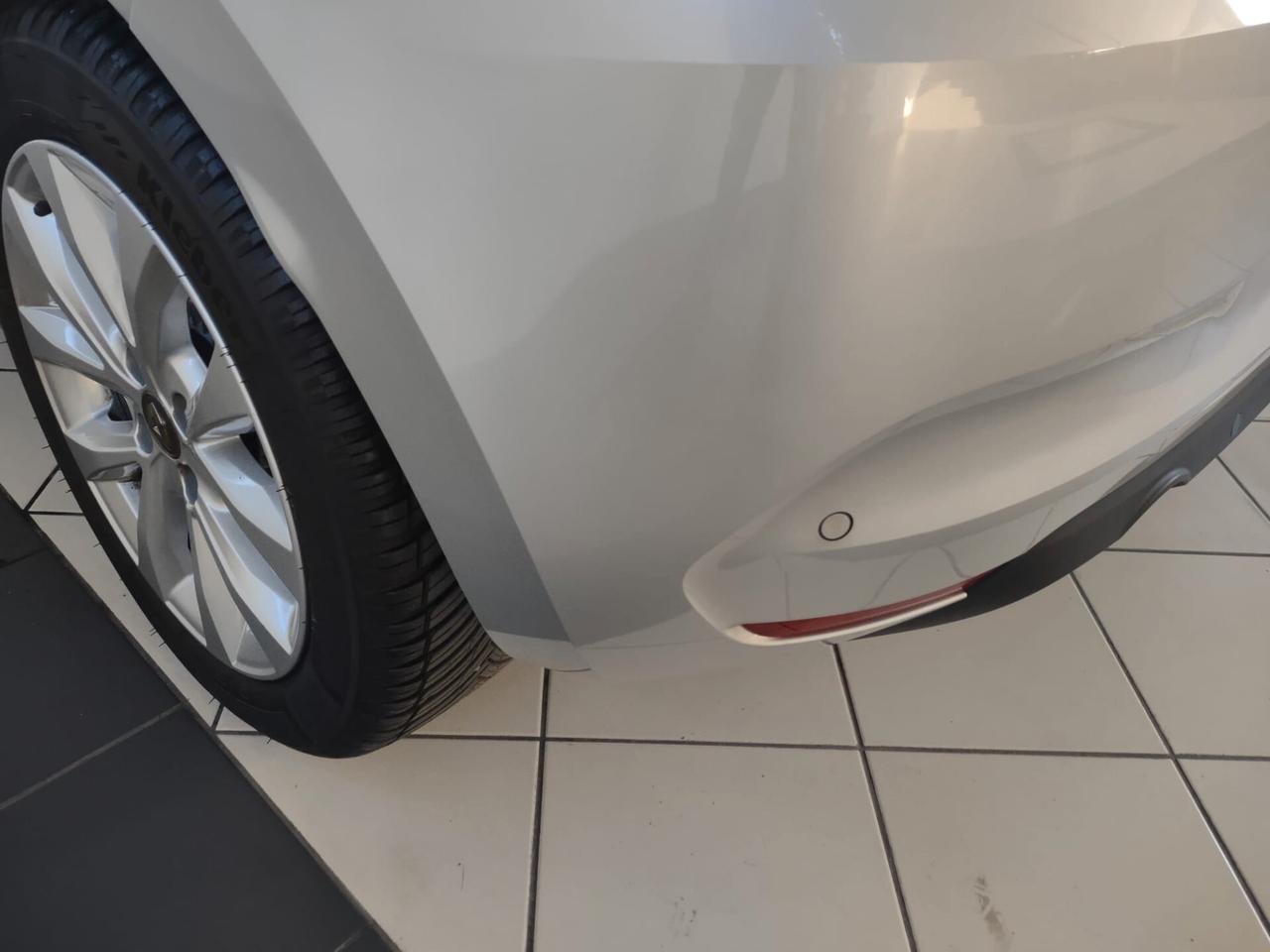 Renault Clio TCe 12V 100 CV 5 porte Intens