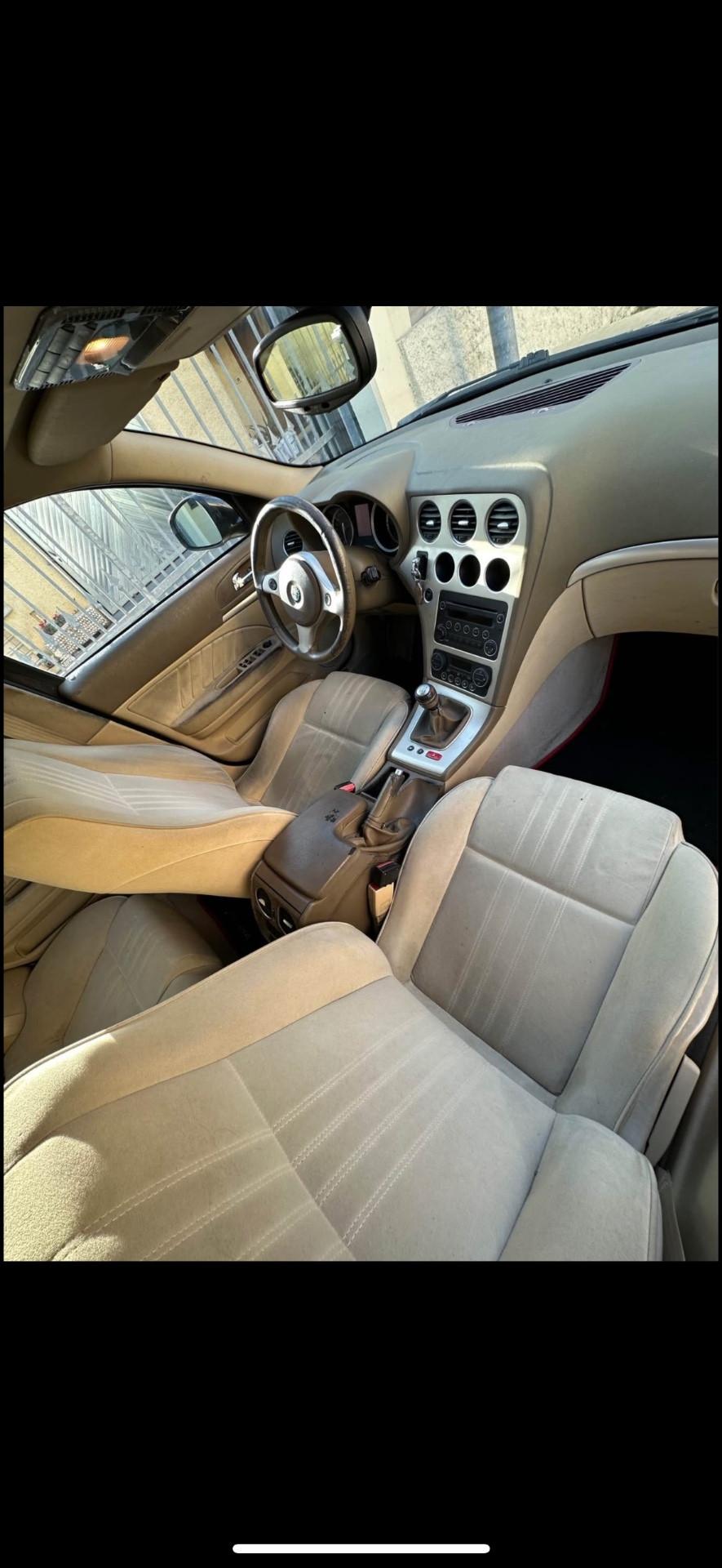 Alfa Romeo 159 2.4 JTDm 200 CV Sportwagon Distinctive Q-Tronic