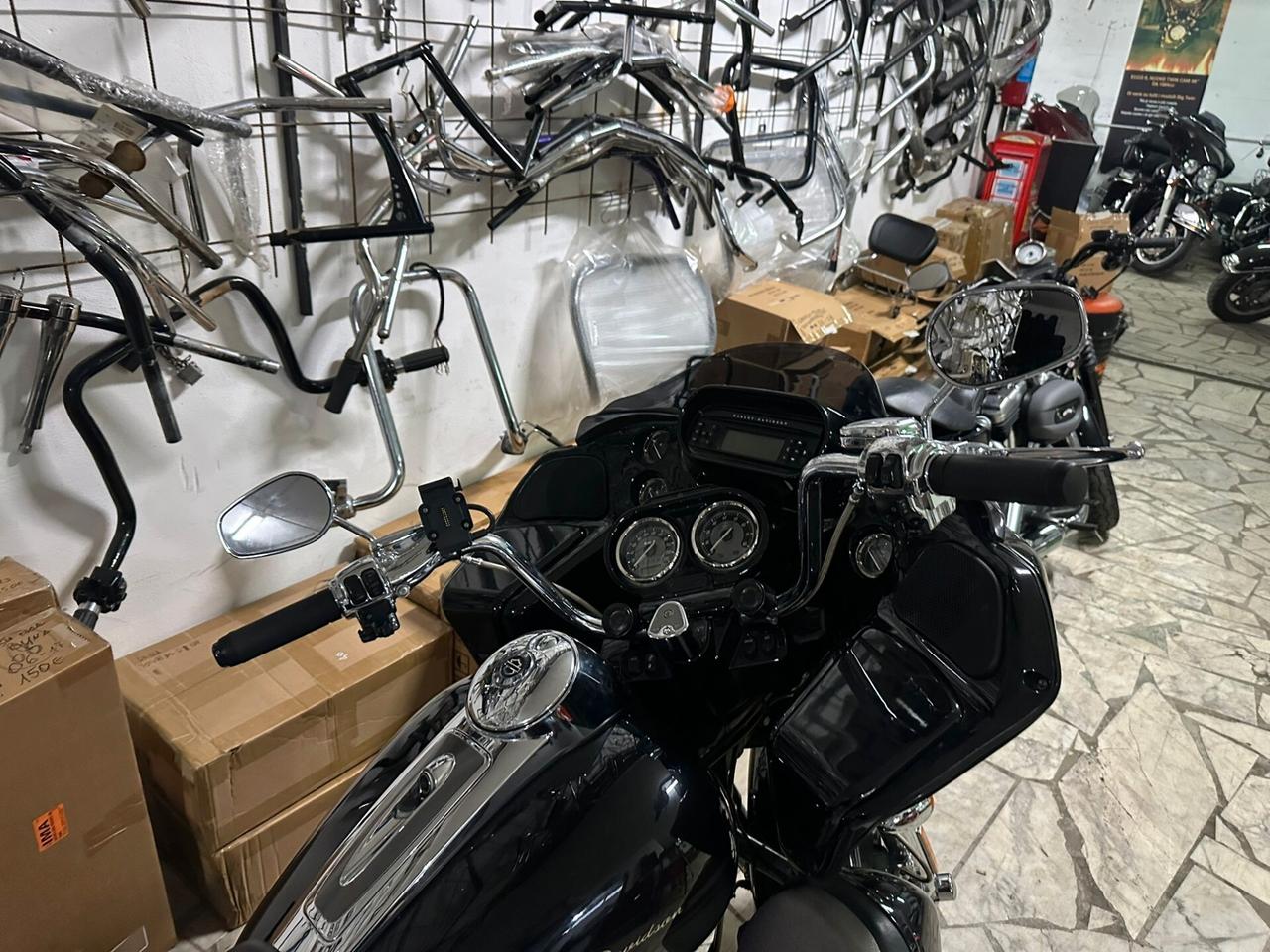 Harley-davidson Road Glide C.V.O.