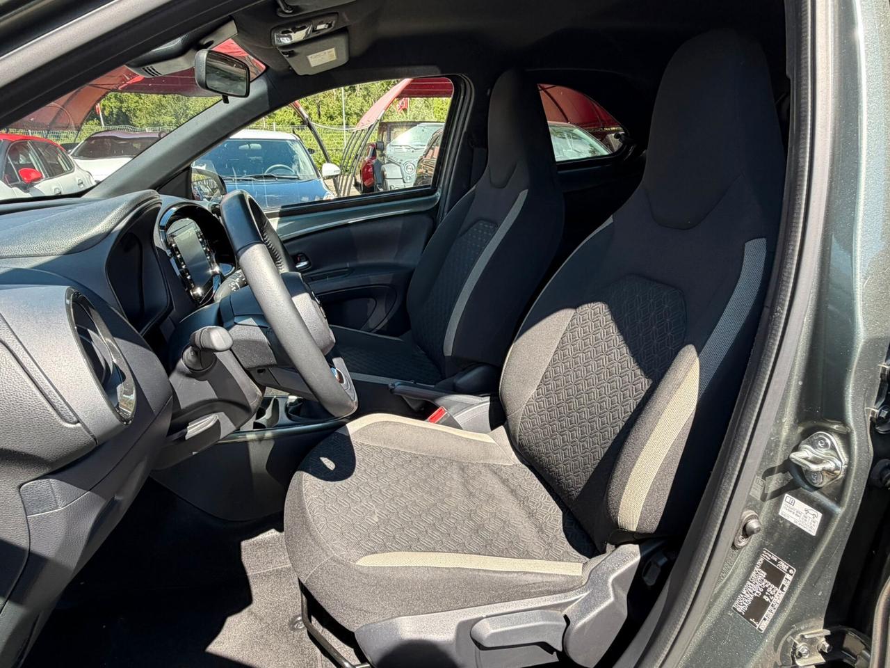 Toyota Aygo X 1.0 VVT-i 72 CV 5 porte Lounge Air