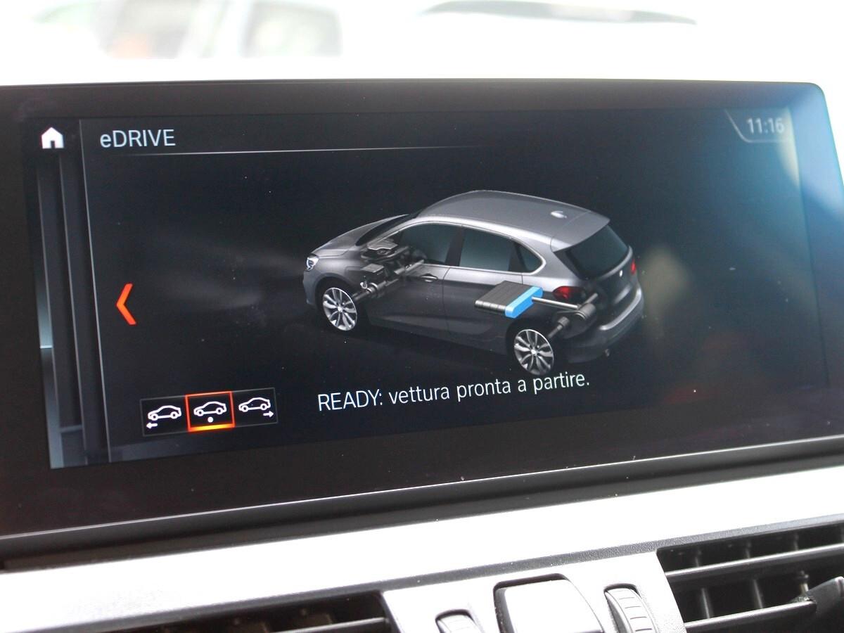 Bmw 2er Active Tourer 225xe Active Tourer iPerformance Business aut.