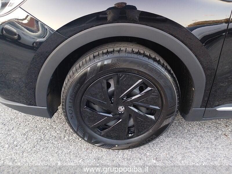 MG ZS 1.5L MT STD Pebble Black