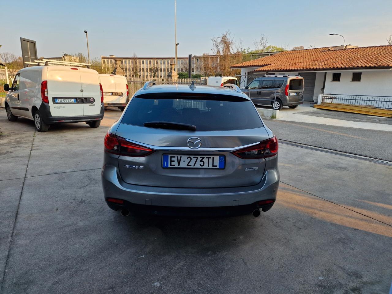 Mazda 6 2.2 Exceed automatica