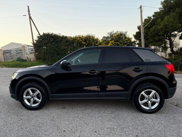 AUDI Q2 30 TDI Identity Black