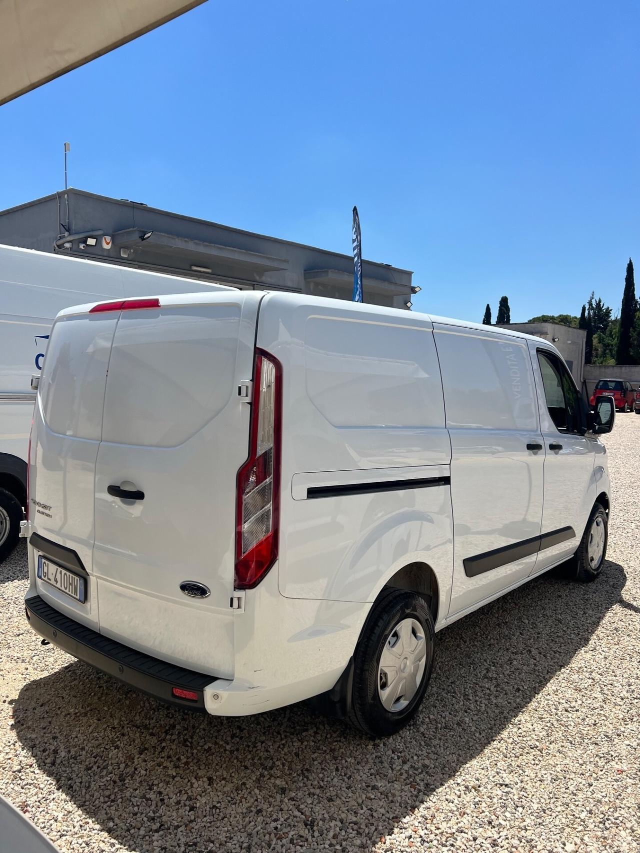 Ford Transit Custom L1H1 2022 3 posti