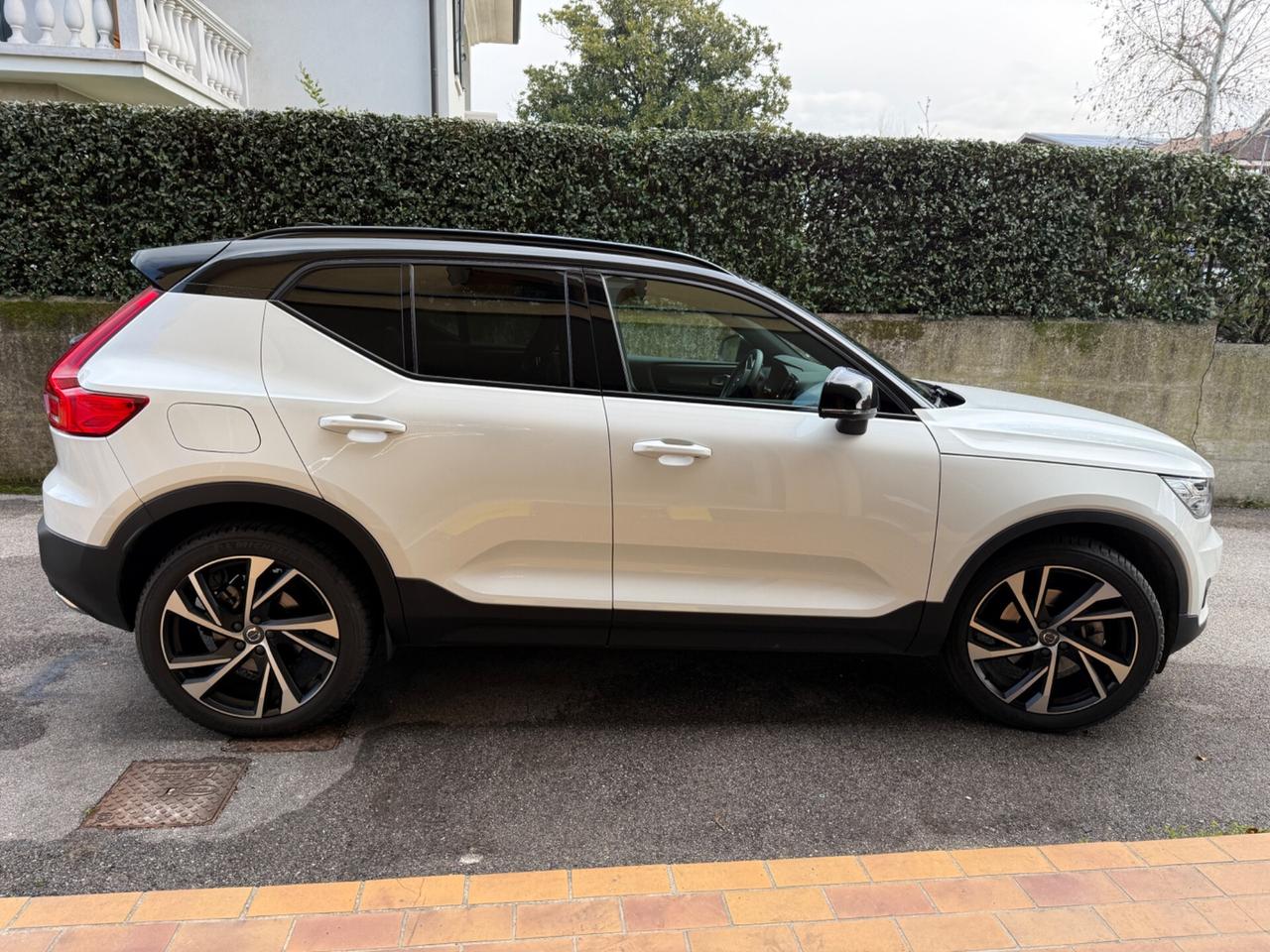 Volvo XC40 D3 AWD Geartronic R-design 190cv