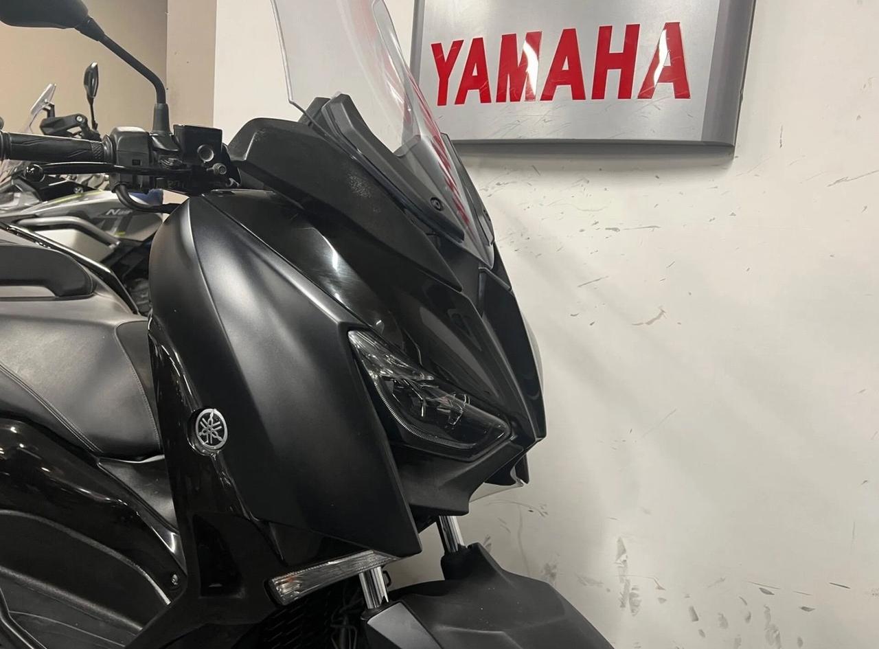 Yamaha X-Max 300 IRON MAX