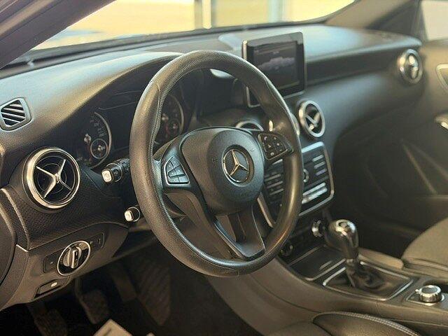 Mercedes-Benz Classe A (W176) A 180 d Premium