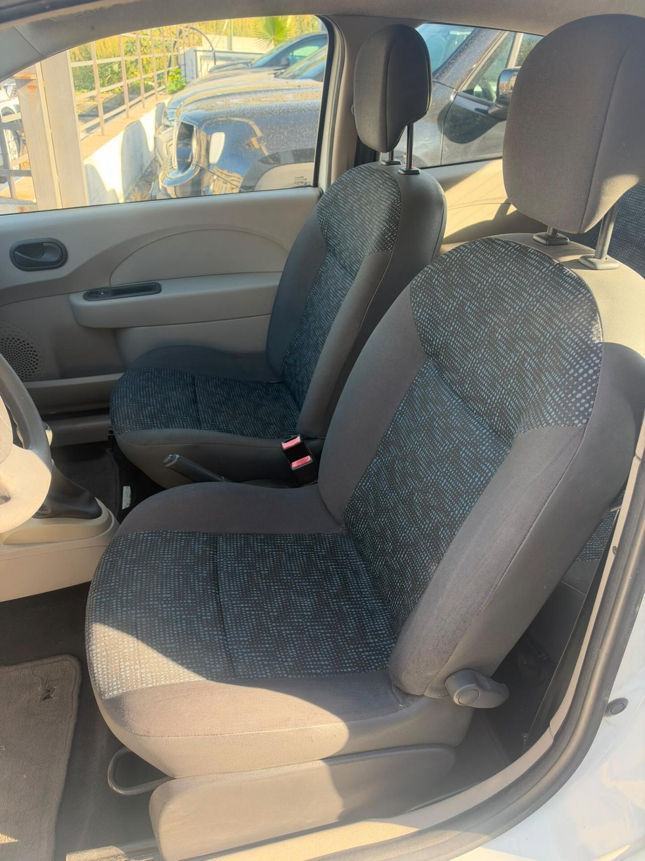 Renault Twingo 1.2 8V Le Iene