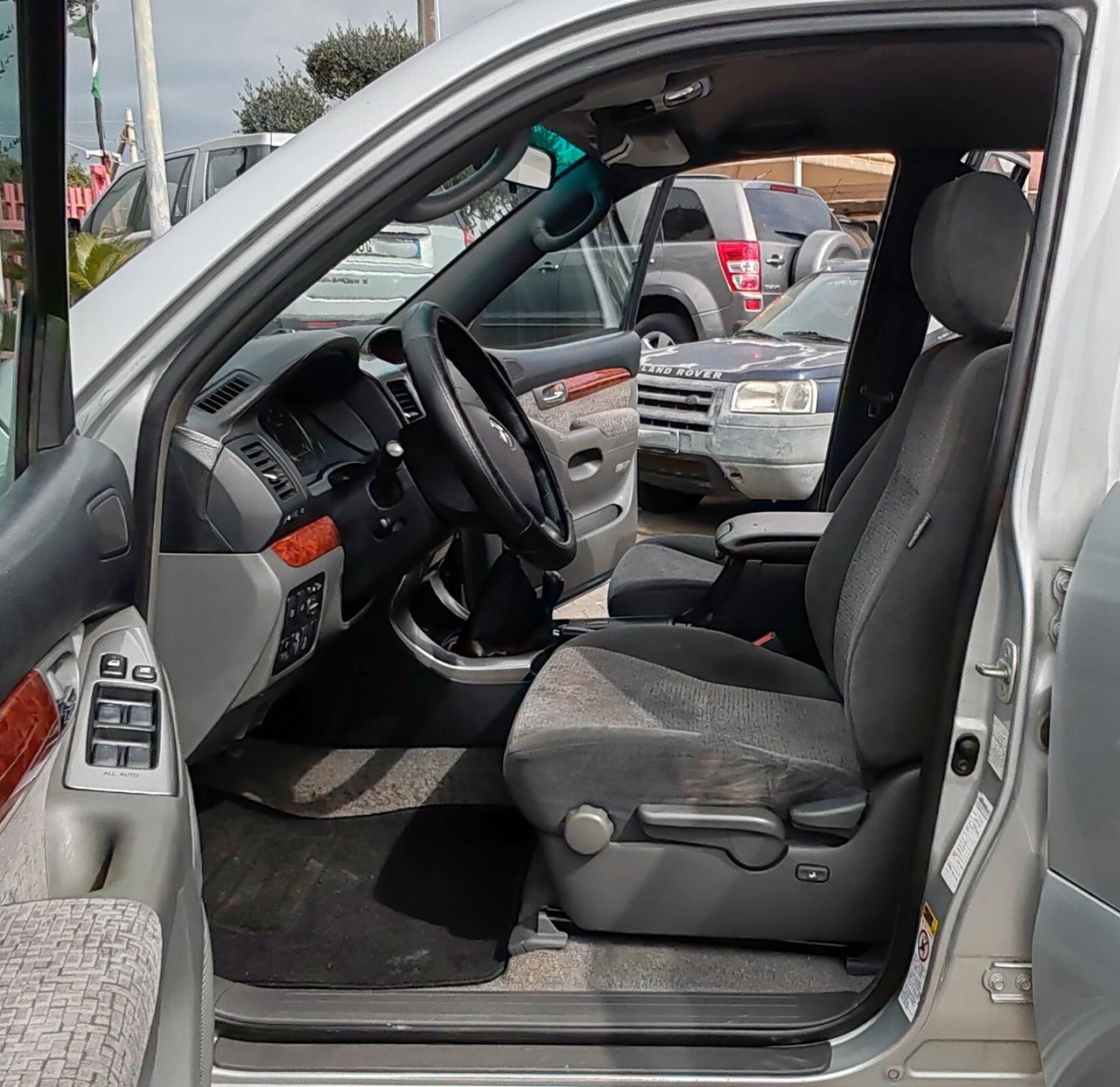 Toyota Land Cruiser 3.0 D-4D 16V 5 porte Sol