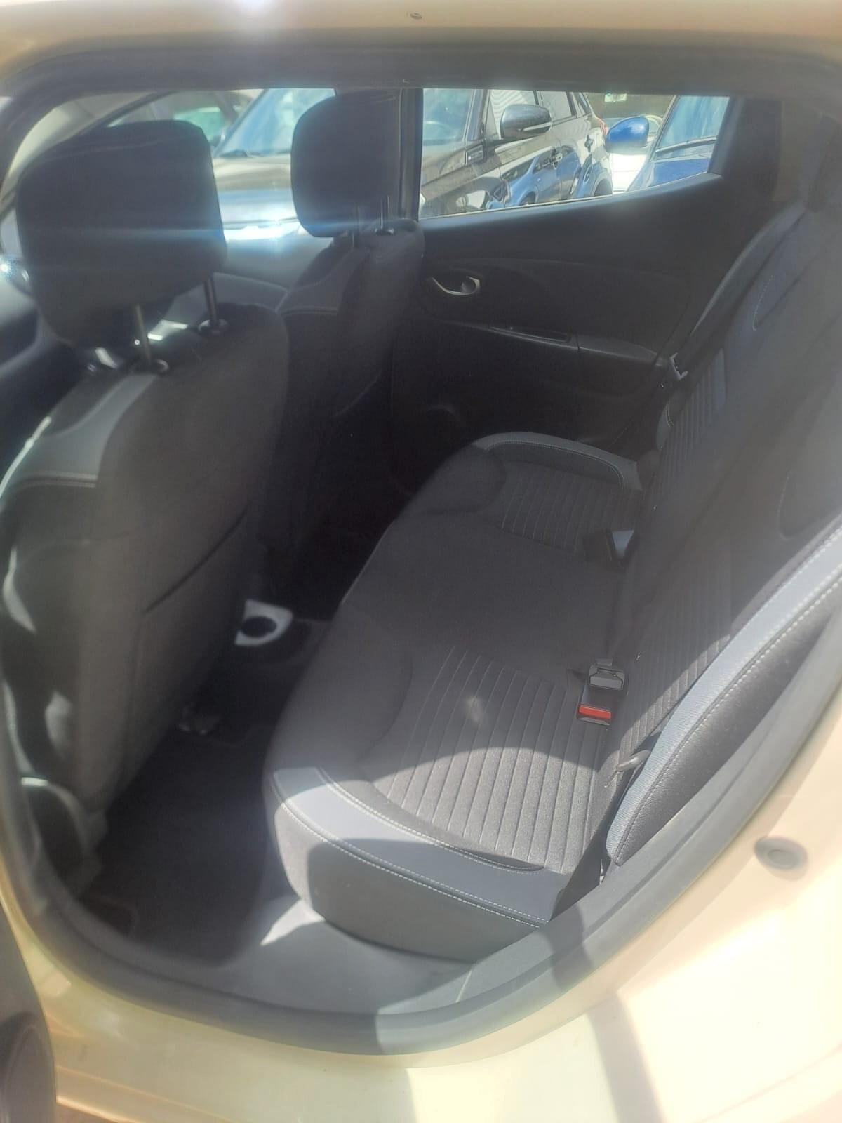 Renault Clio Sporter dCi 8V 90CV Start&Stop Energy Duel cambio aut.