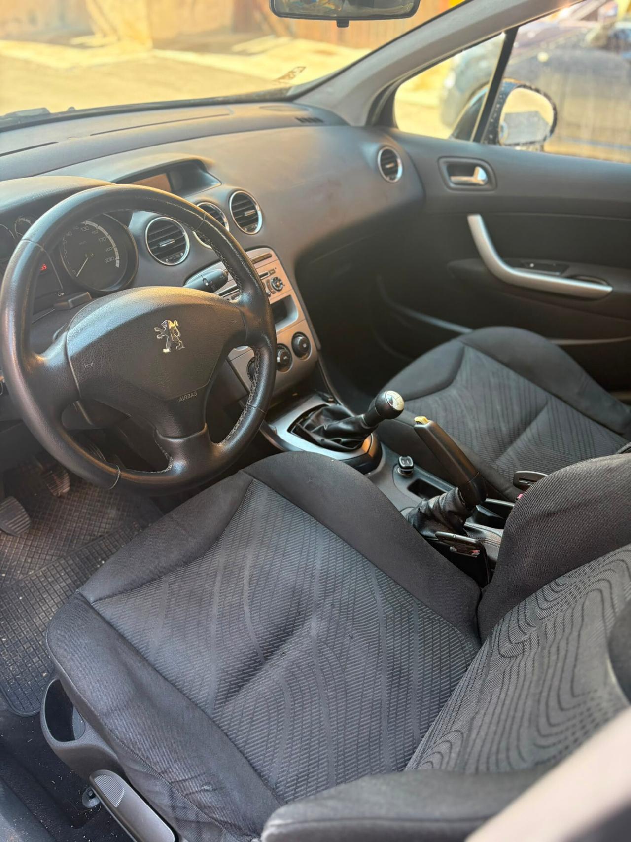 Peugeot 308 1.6 HDi 90CV FAP 5p. Premium