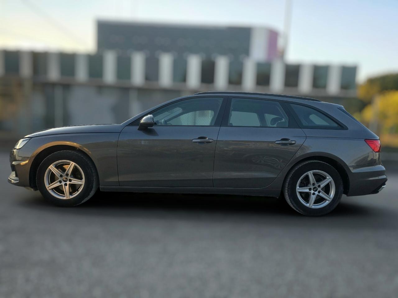 Audi A4 Avant 40 TDI S tronic Business