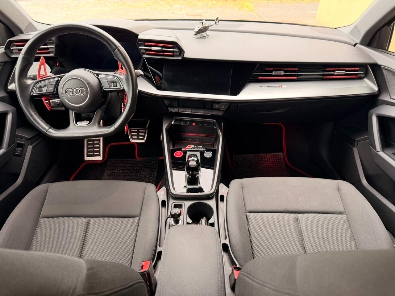 Audi A3 Sedan 35 TFSI S line Tronic edition