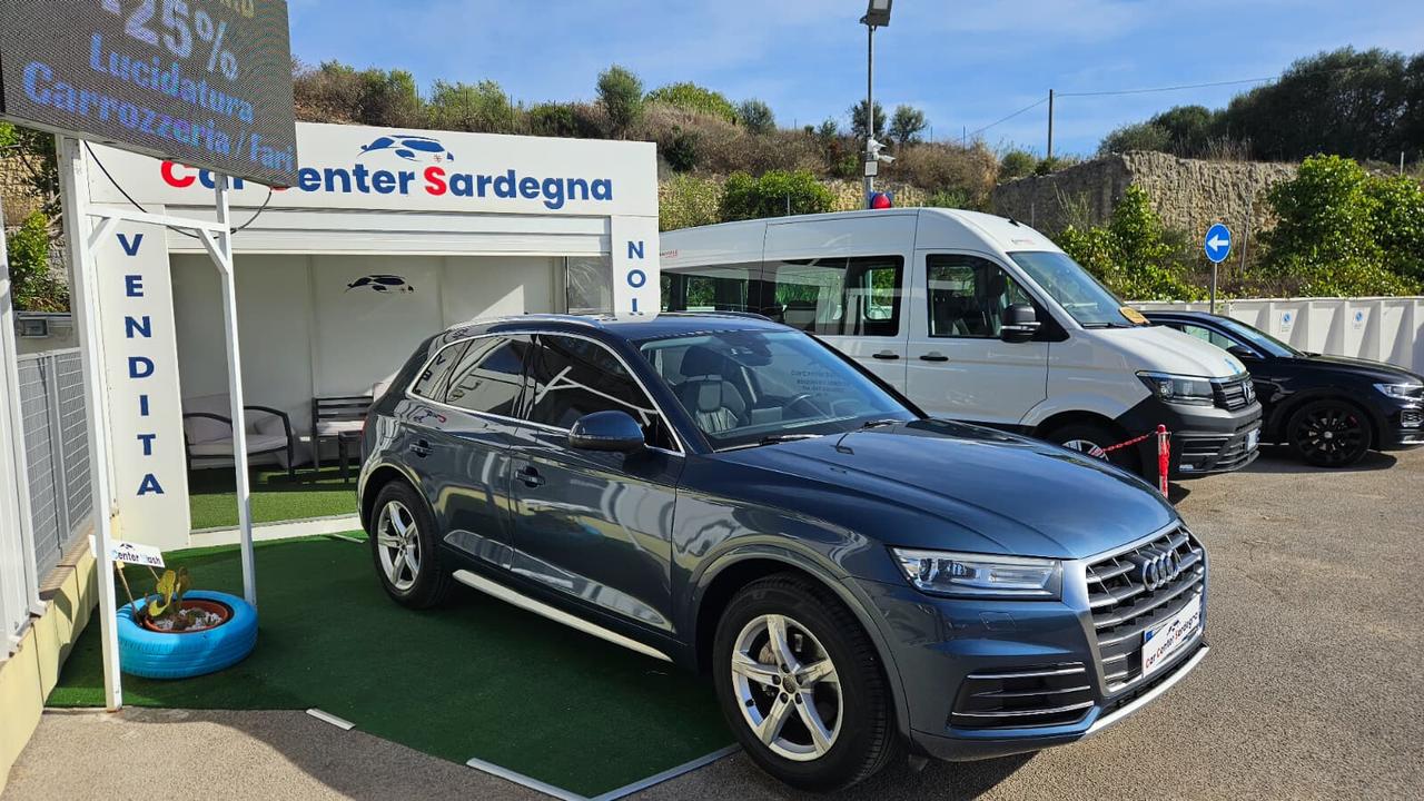 Audi Q5 2.0 TDI 150 CV Business