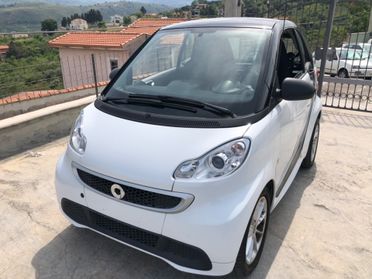 Smart ForTwo 1.0 mhd coupé 52kw - SERVOSTERZO