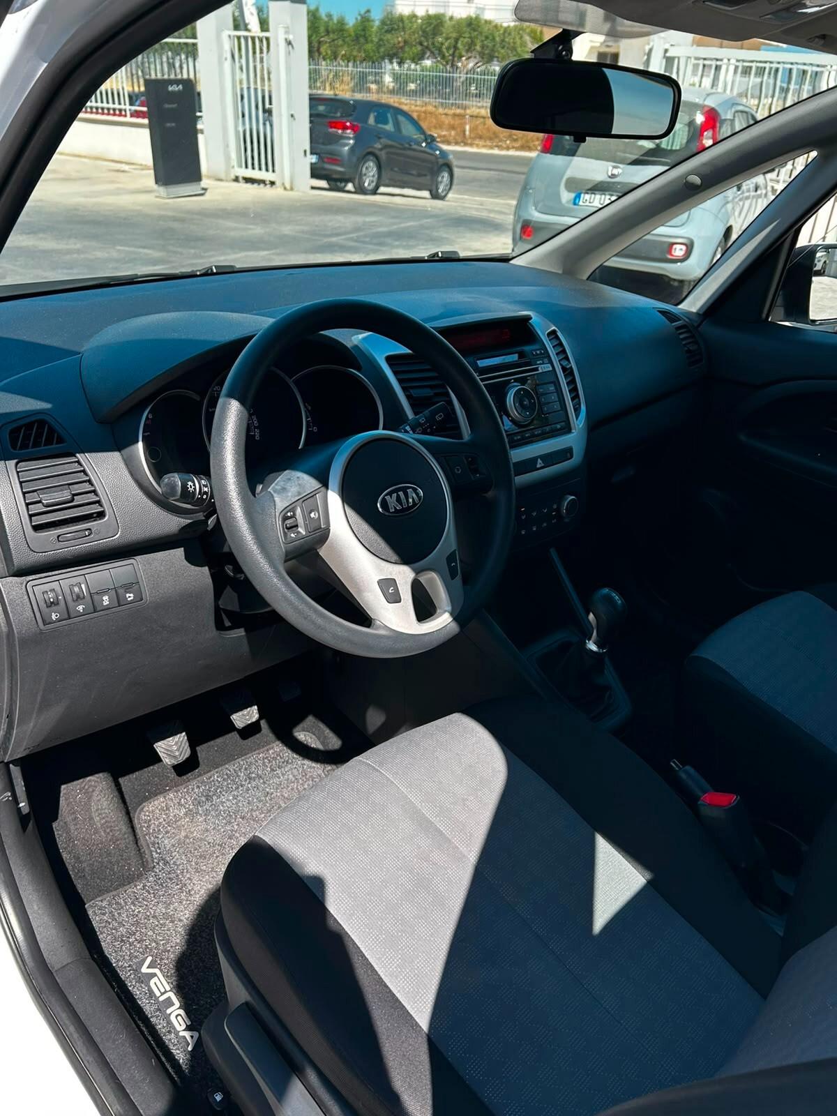 Kia Venga 1.4 CRDi 90CV Cool