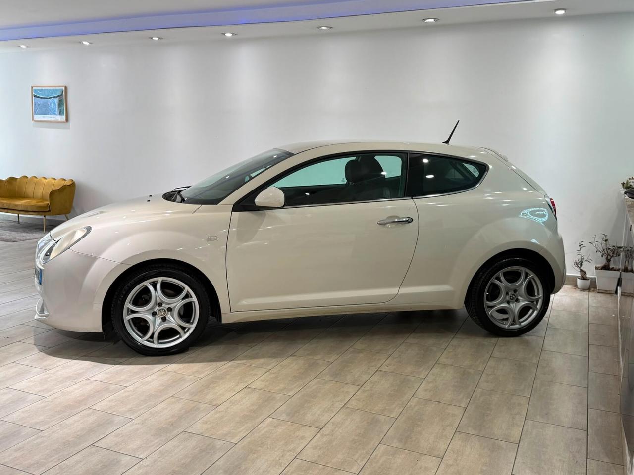 Alfa Romeo MiTo 1.4 T 155 CV Distinctive Sport Pack