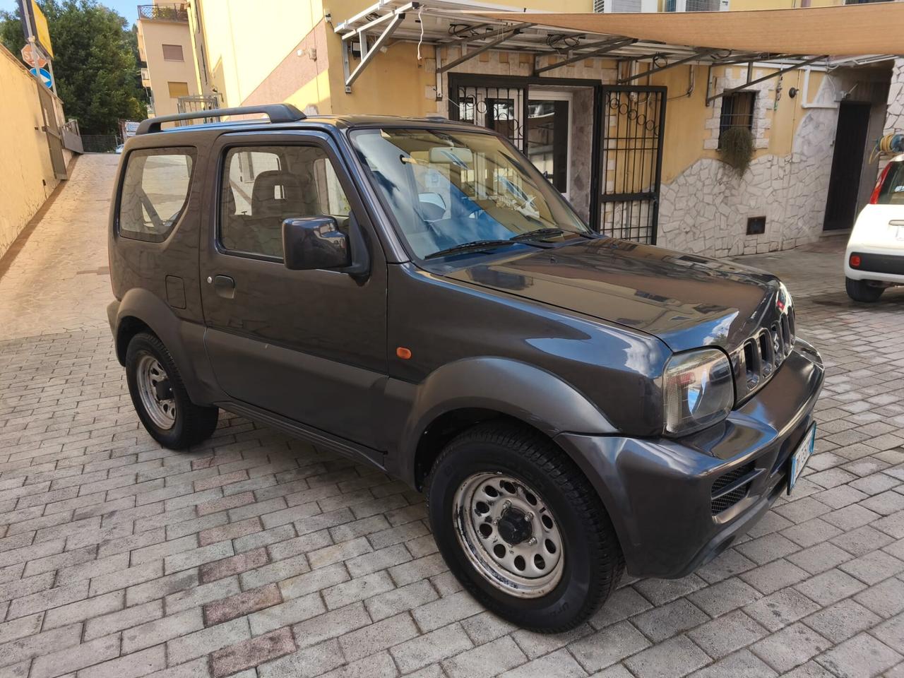 Suzuki Jimny 1.3i 16V cat 4WD JLX