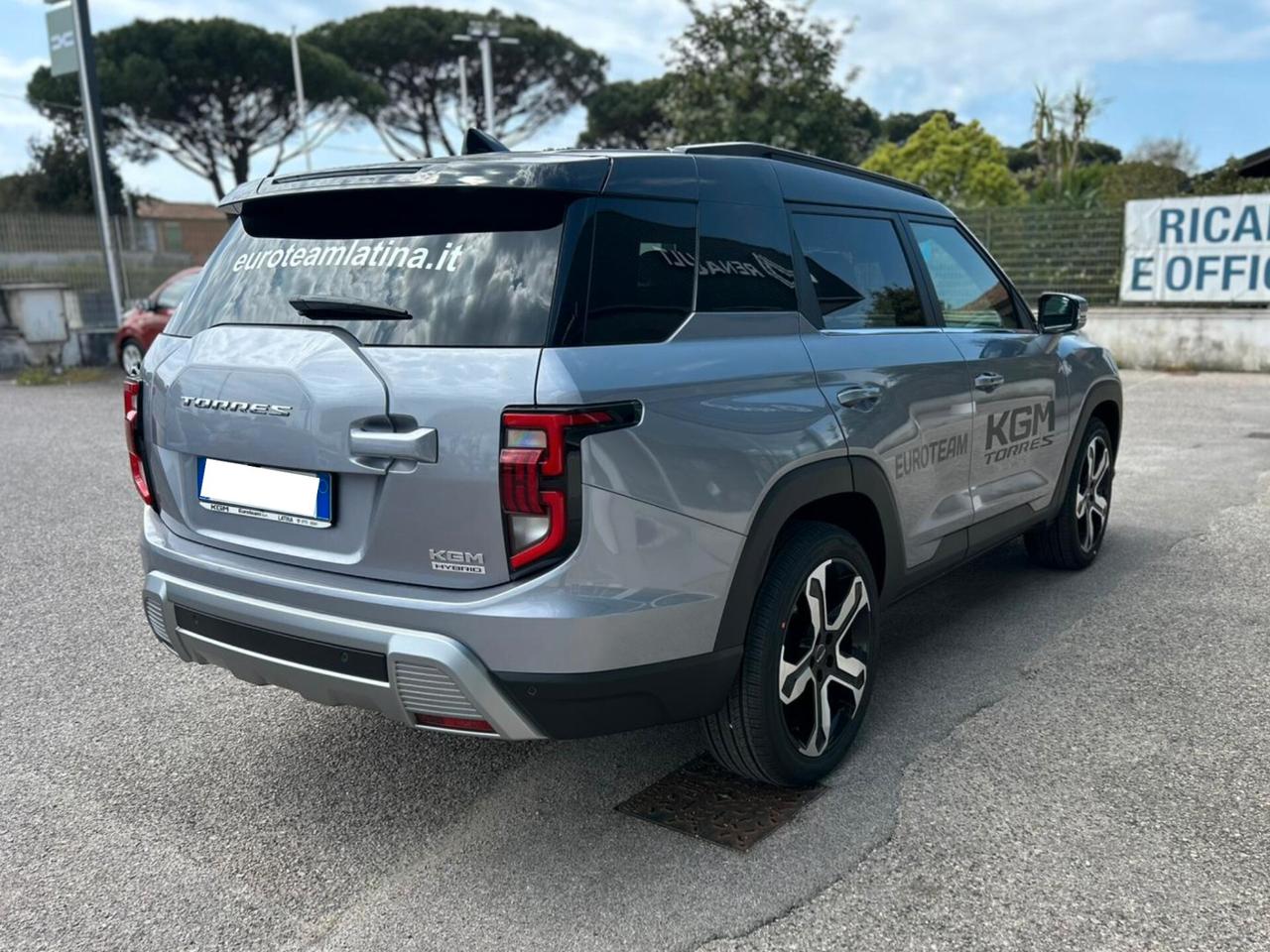 Kgm Torres Full Hybrid 204 CV K-Line