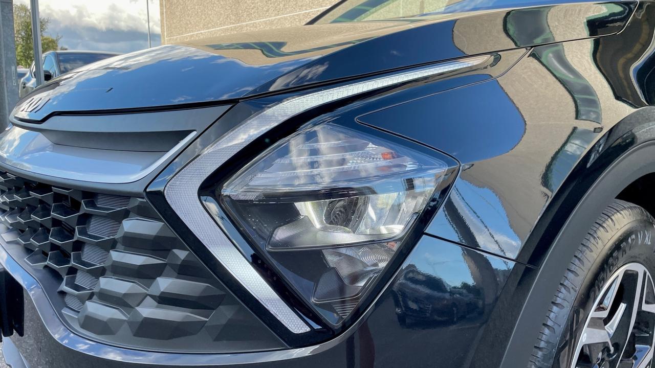 KIA SPORTAGE 1.6 CRDi MHEV STYLE "N1" 136CV - FULL LED, VIRTUAL COCKPIT, NEOPATENTATI