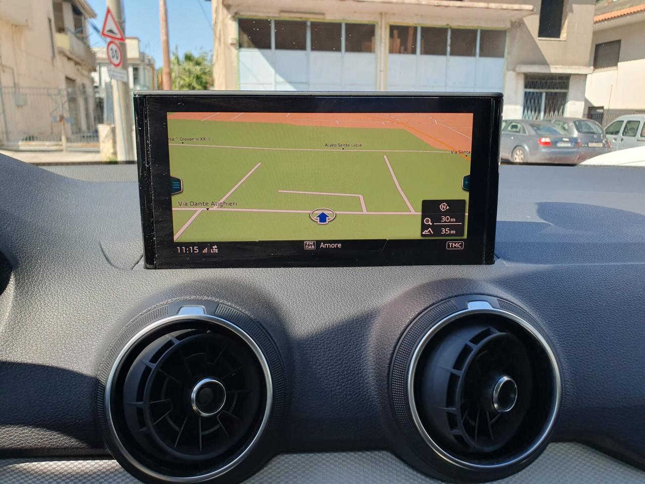Audi Q2 30 TDI S tronic Business