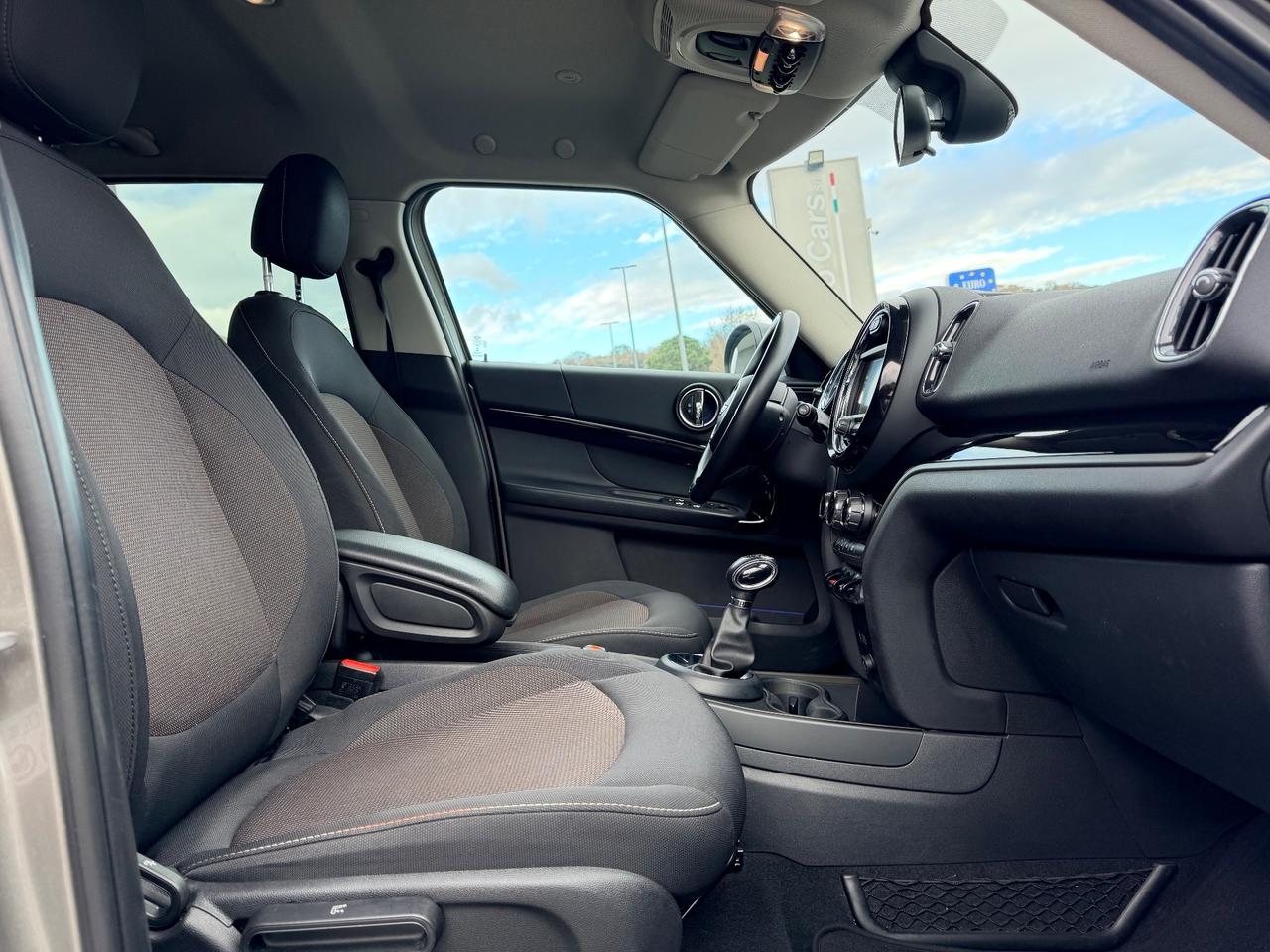 Mini Cooper D Countryman 2.0 Business Automatica