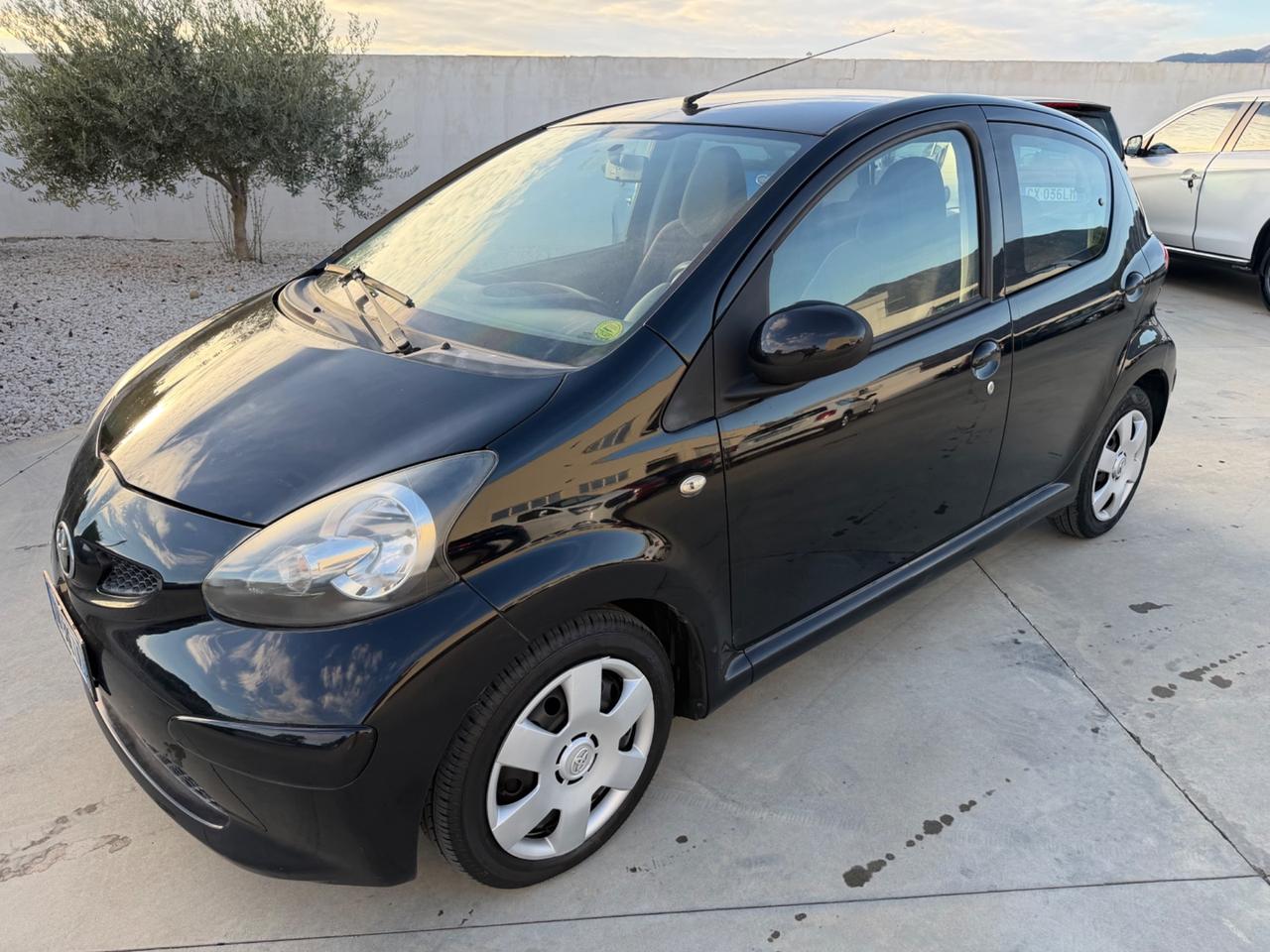Toyota Aygo 1.0 12V VVT-i 5 porte