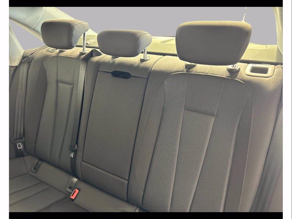 AUDI A4 30 2.0 tdi mhev business advanced 136cv s-tronic del 2022