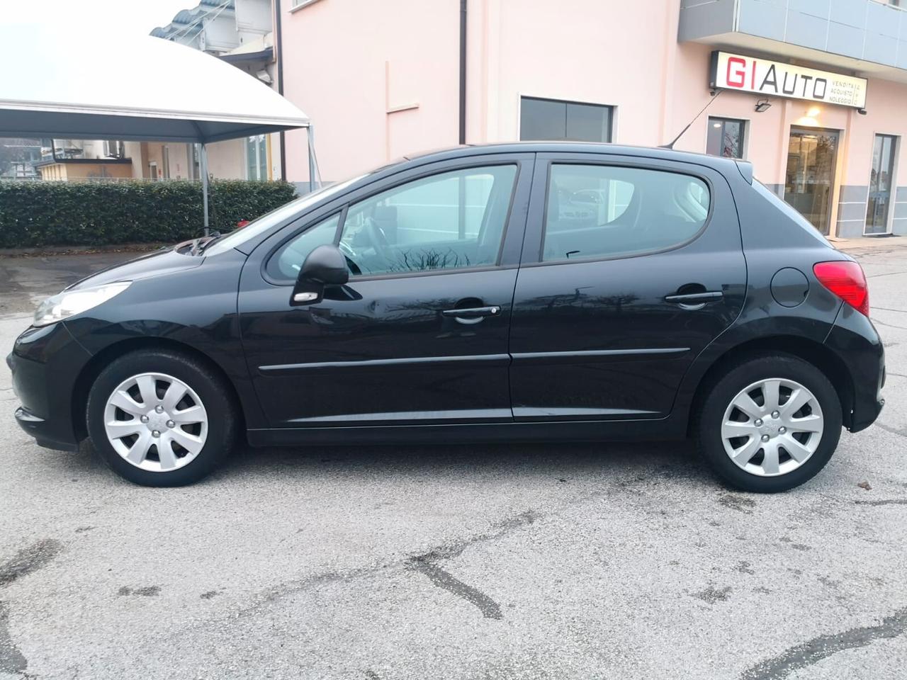 Peugeot 207 1.4 benz 95CV 5p. ***NEOPATENTATI***