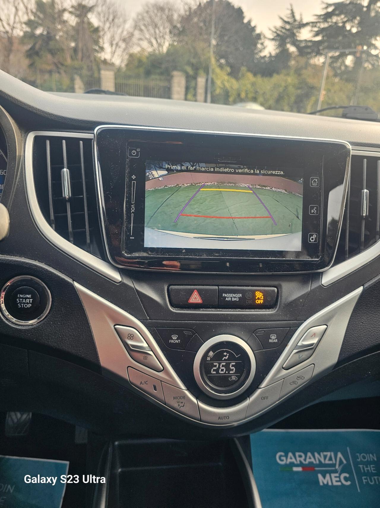 Suzuki Baleno 1.2 Hybrid B-Top