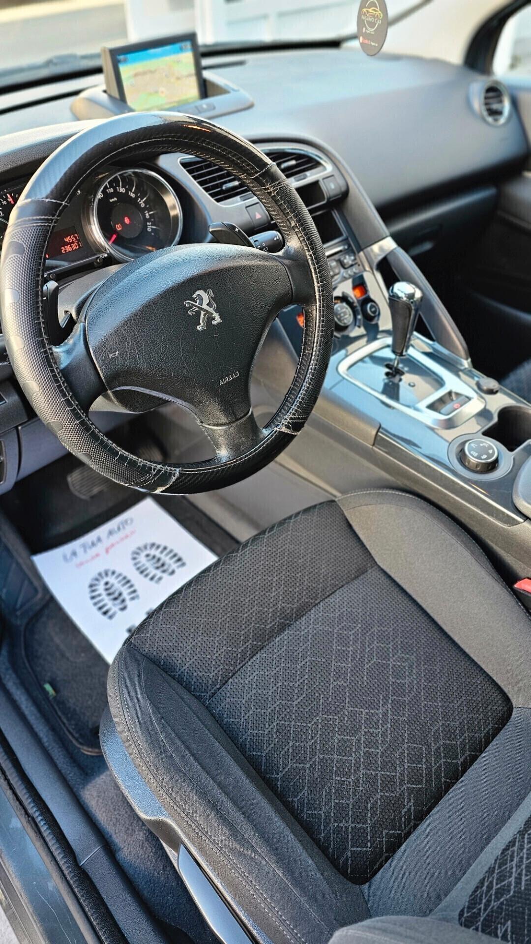 Peugeot 3008 1.6 HDi 115CV ETG6 Allure