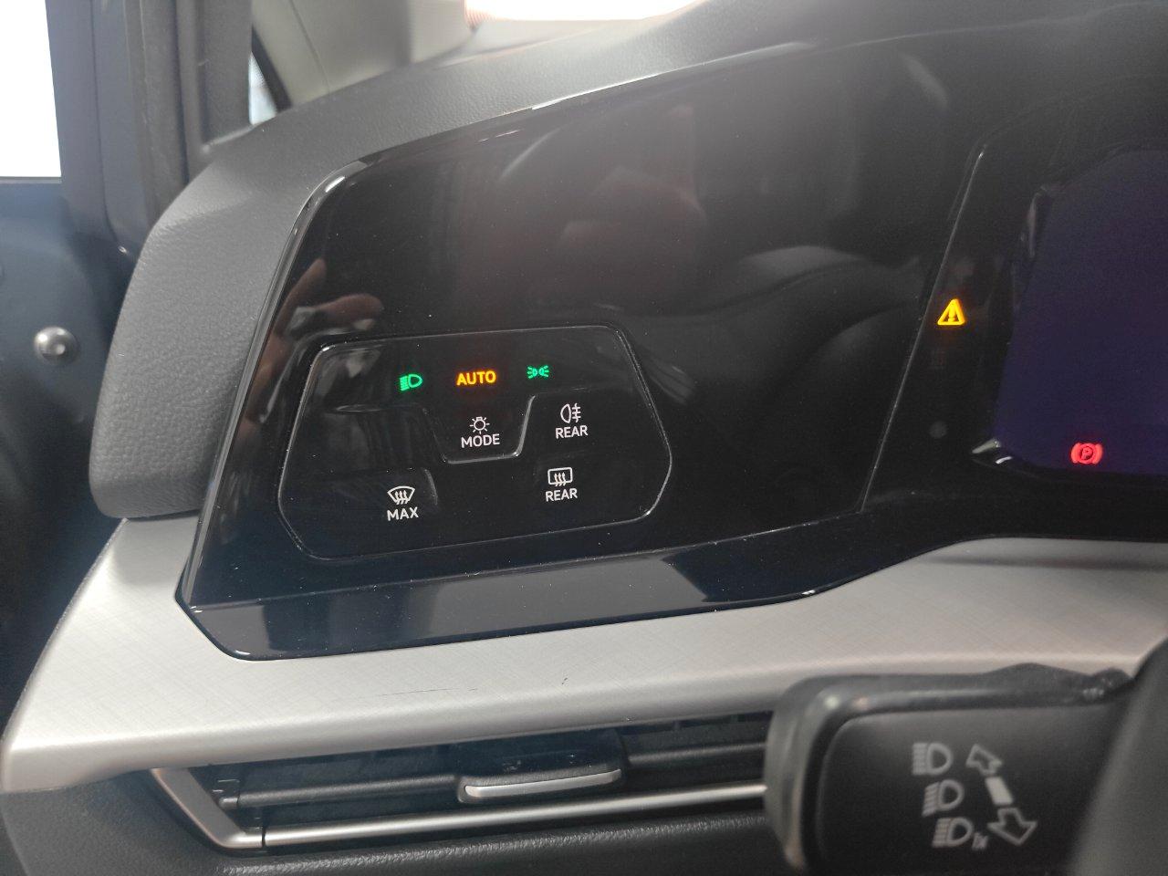Volkswagen Golf 2.0 tdi Style 115cv