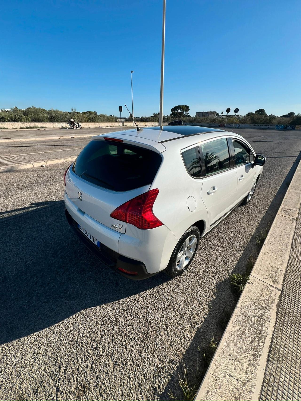 Peugeot 3008 1.6 e-HDi 115CV cambio aut. Active