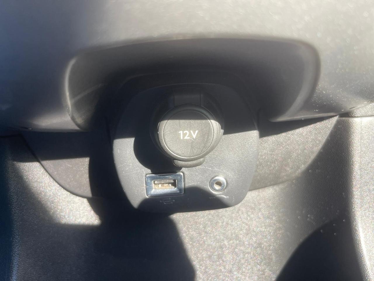 Toyota Aygo 1.0 VVT-i 69 CV 3 porte x-clusiv